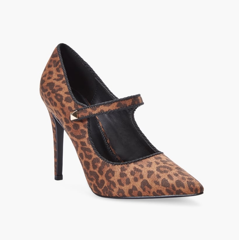 NIB Shoedazzle Size 7 Adelaide Pump
